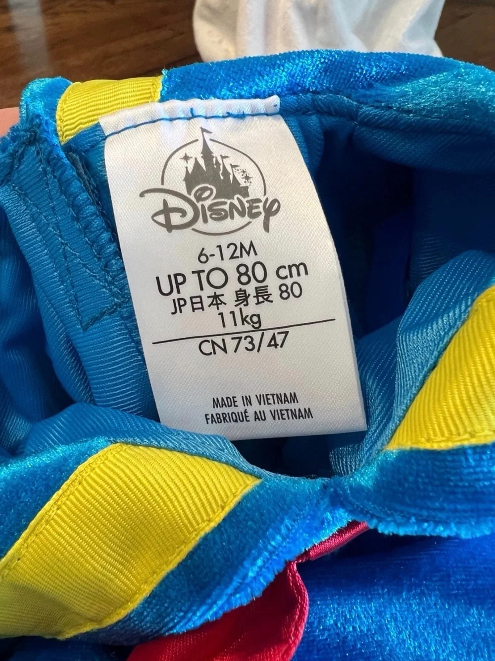 Disney Store Donald Duck Costume 6-12 Months Body, Gloves, Head- Squeaking Beak!